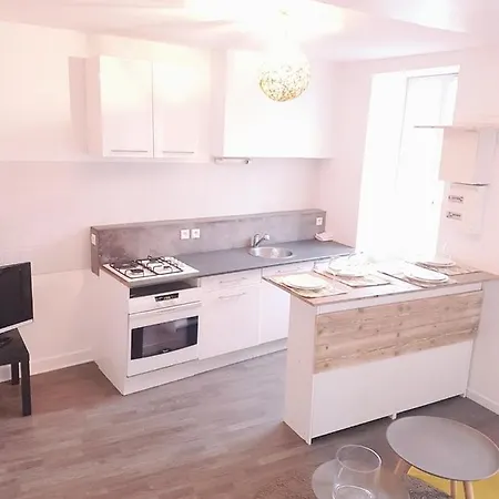 Charmant Logement A Vierzon Centre Exterior foto