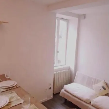 Charmant Logement A Vierzon Centre Exterior foto